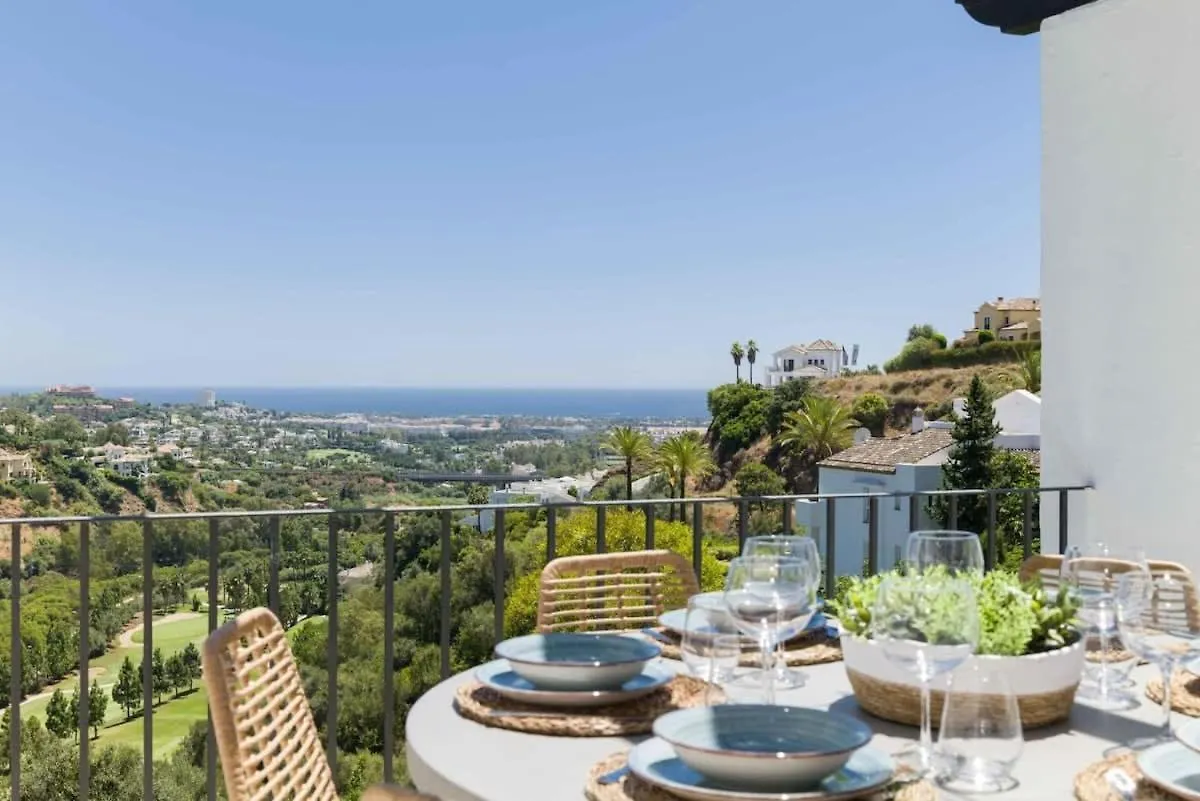 Duplex Penthouse Rooftop Terrace Sea Views Wifi Benahavis Apartment