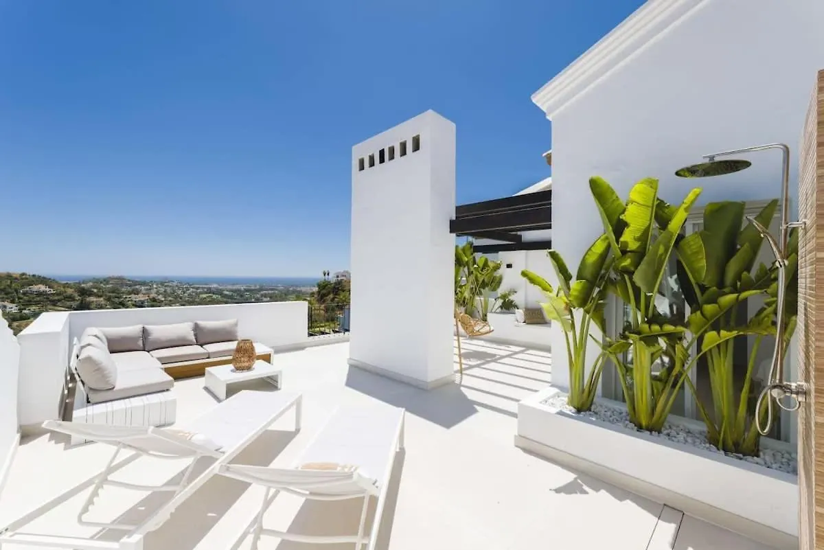Duplex Penthouse Rooftop Terrace Sea Views Wifi Benahavis